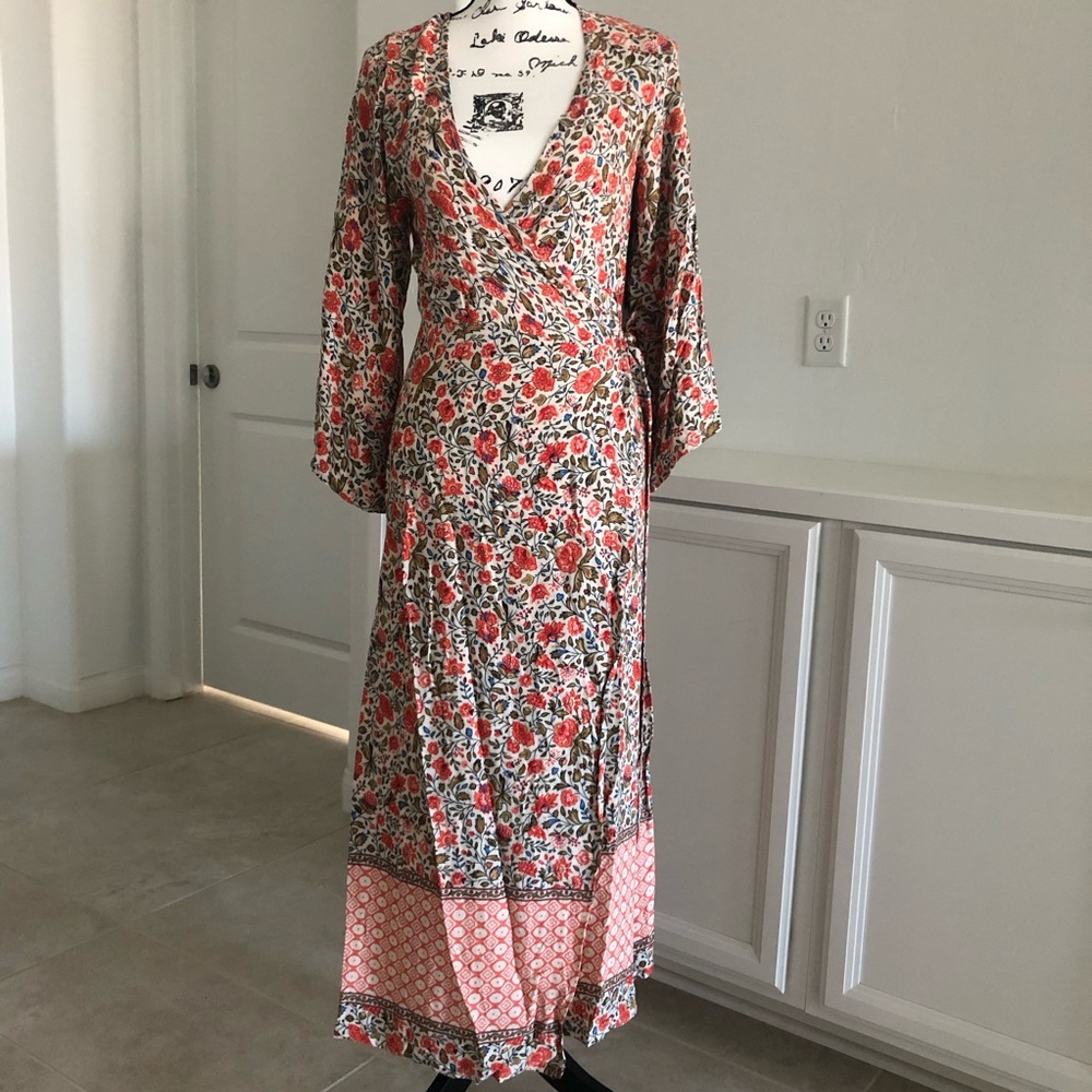 🛍SALE🛍 Lulu's Wrap dress